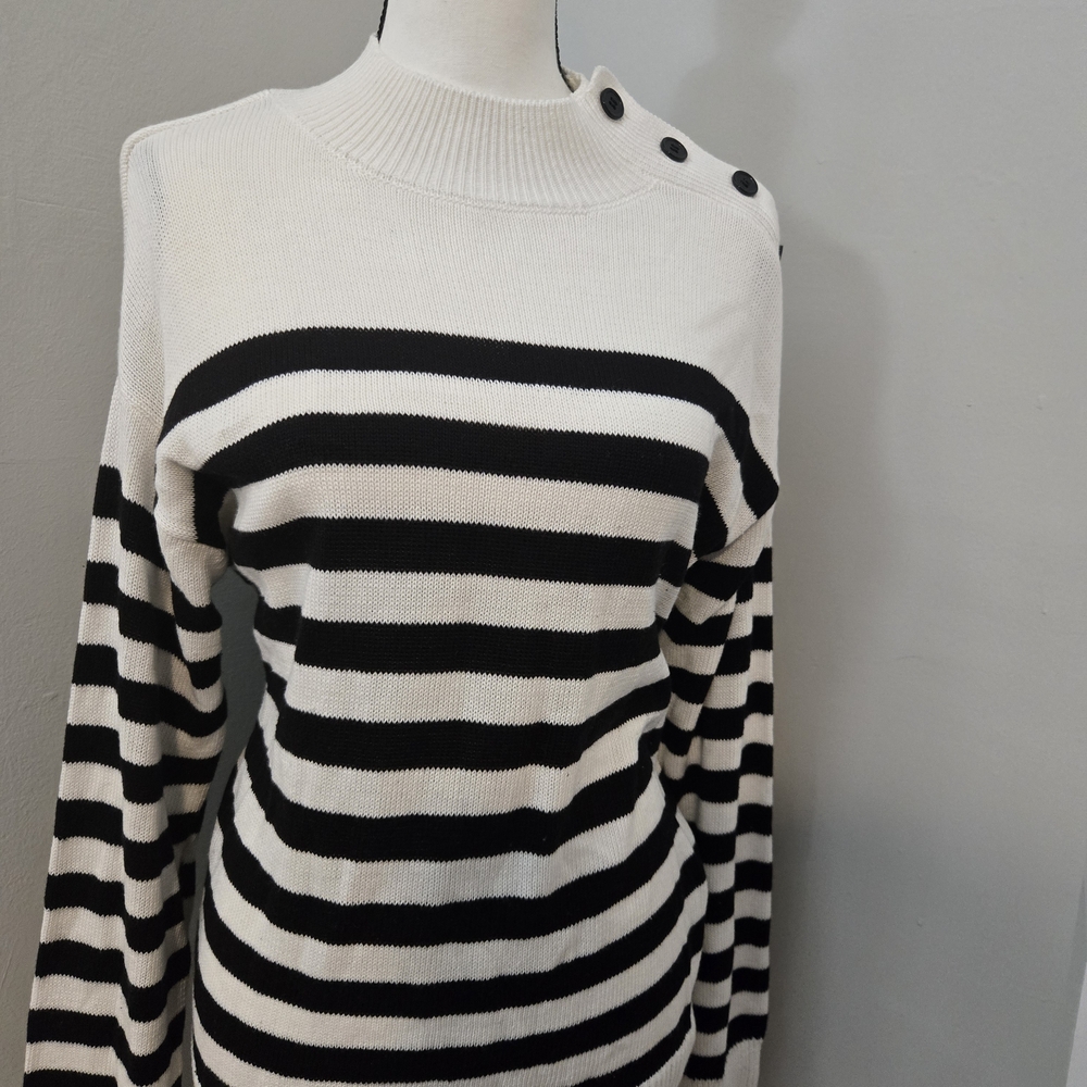 Laurie Felt Women's White Sweater